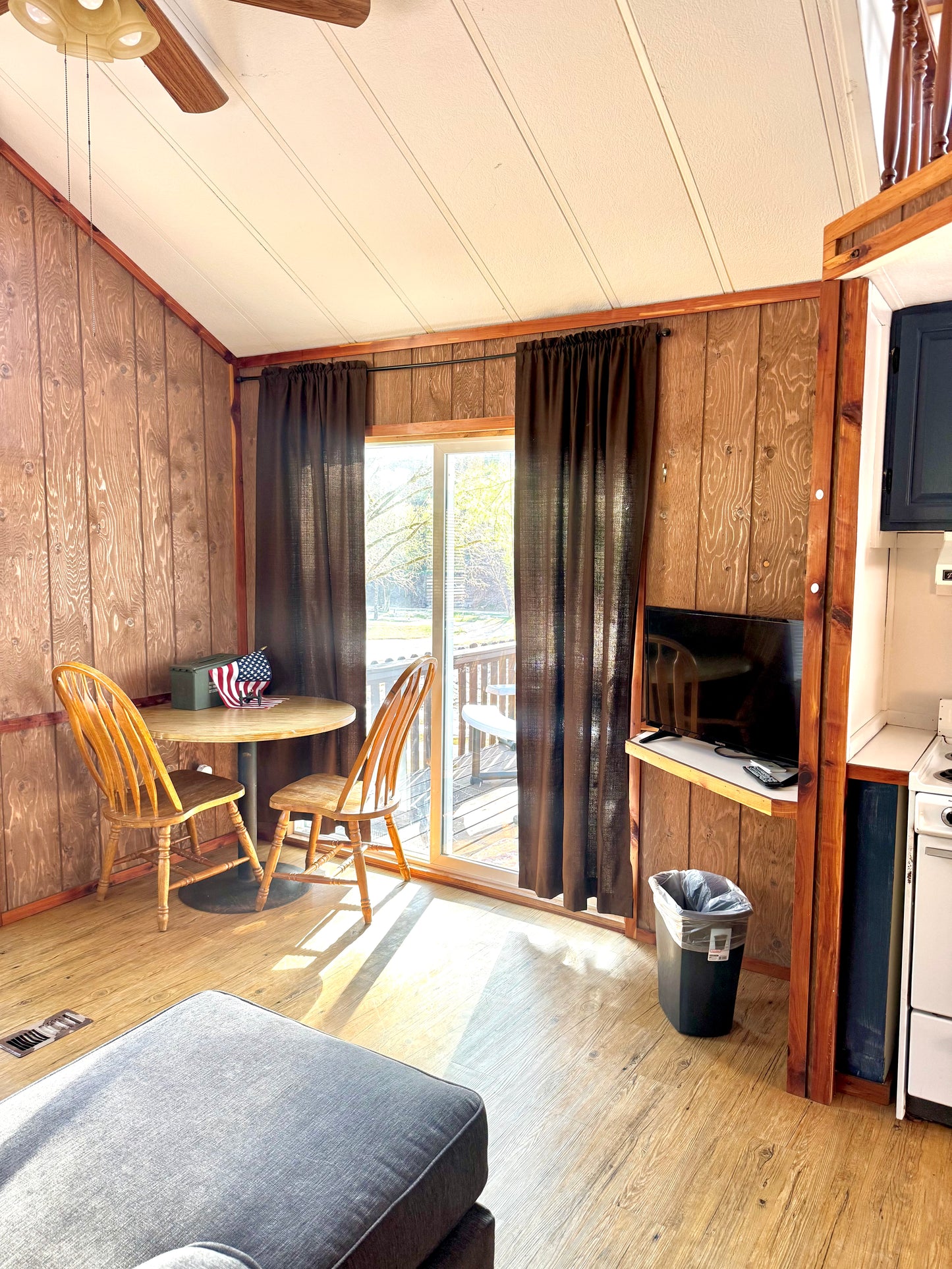 Creekfront Cabins 4, 5 & 6 | 1-Bedroom + Loft