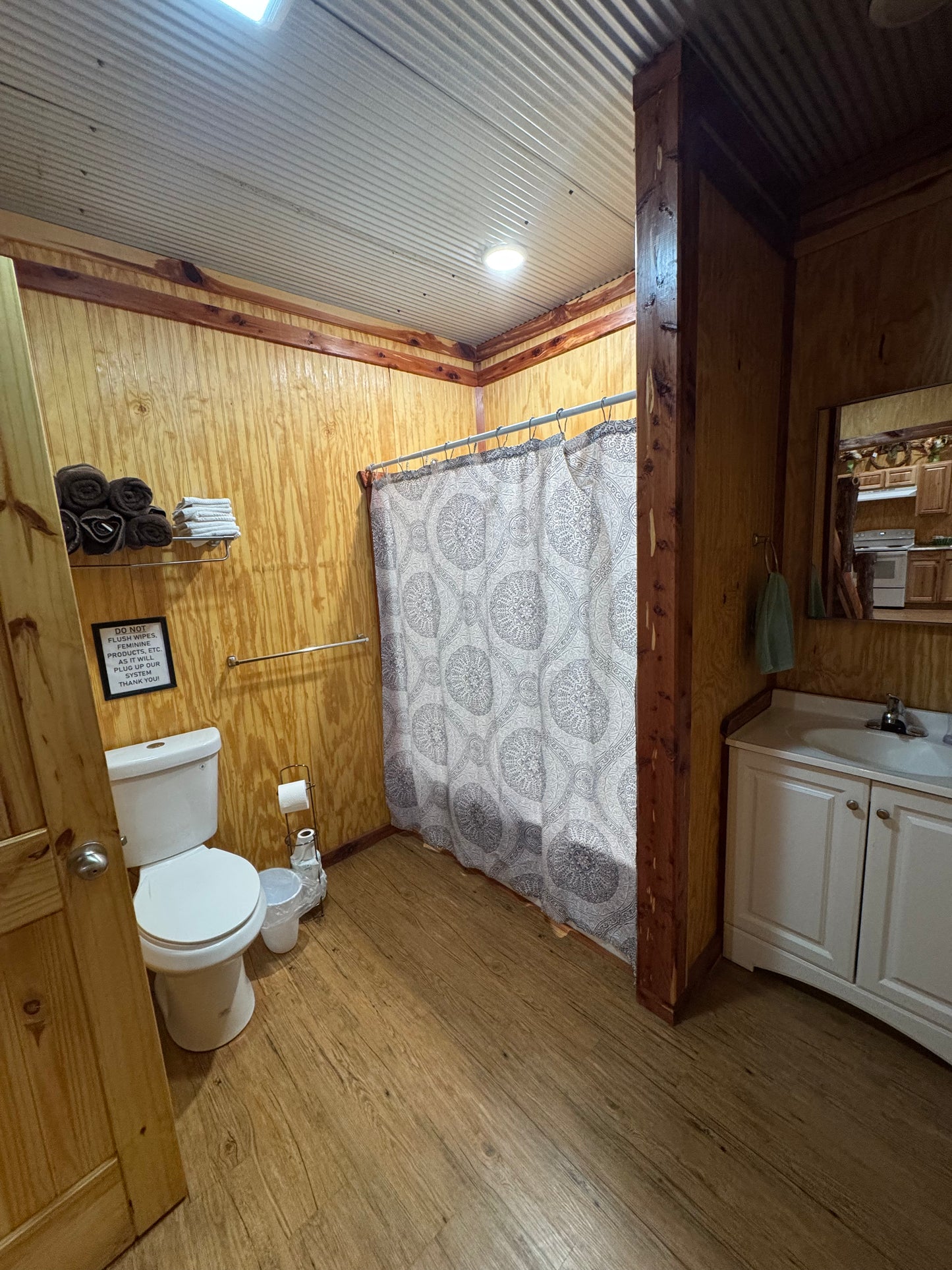 Creekfront Cabin 1 | 3-Bedroom + Loft & 1.5 Bath
