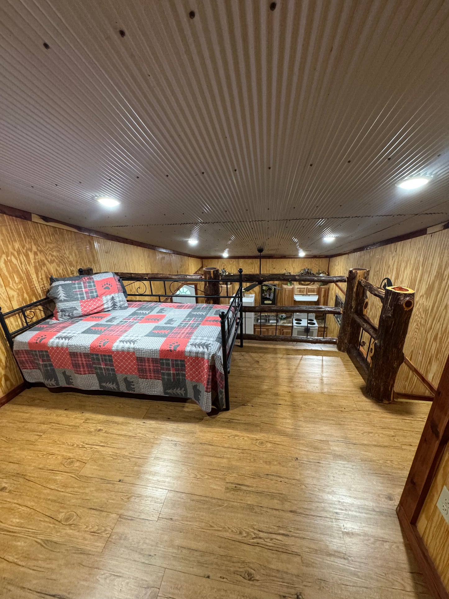 Creekfront Cabin 1 | 3-Bedroom + Loft & 1.5 Bath