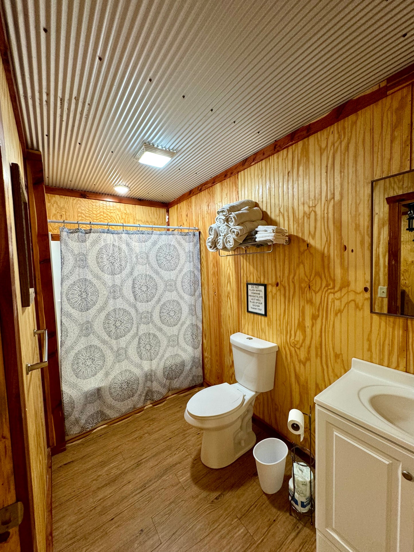 Creekfront Cabin 3 | 2-Bedroom + Loft & 1.5 Bath