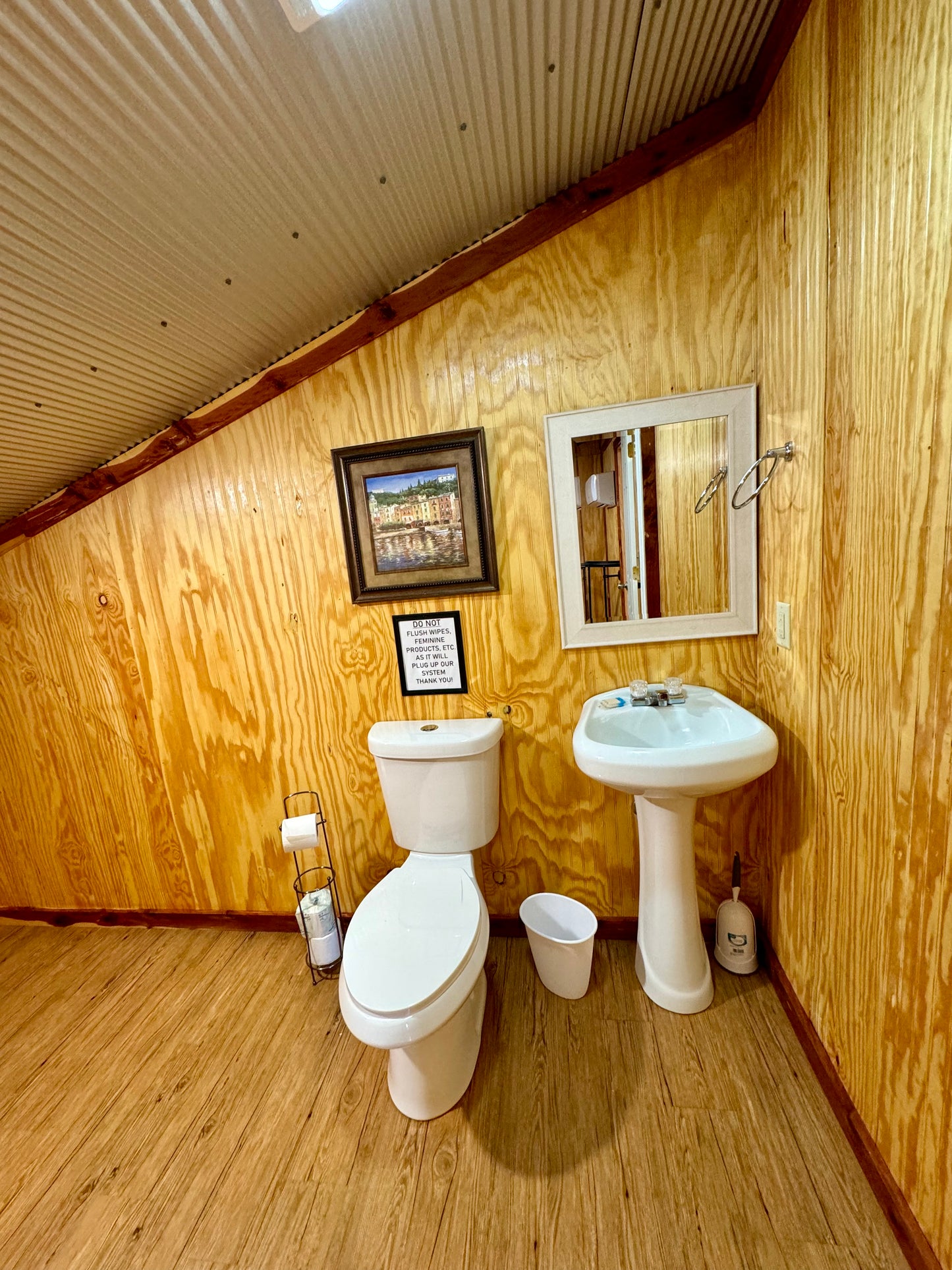 Creekfront Cabin 3 | 2-Bedroom + Loft & 1.5 Bath